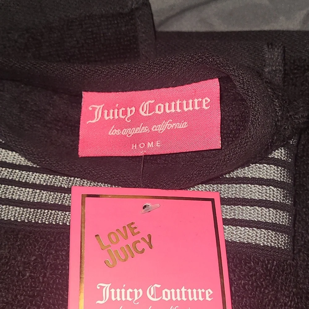 Juicy Couture Black & Silver Towel Set